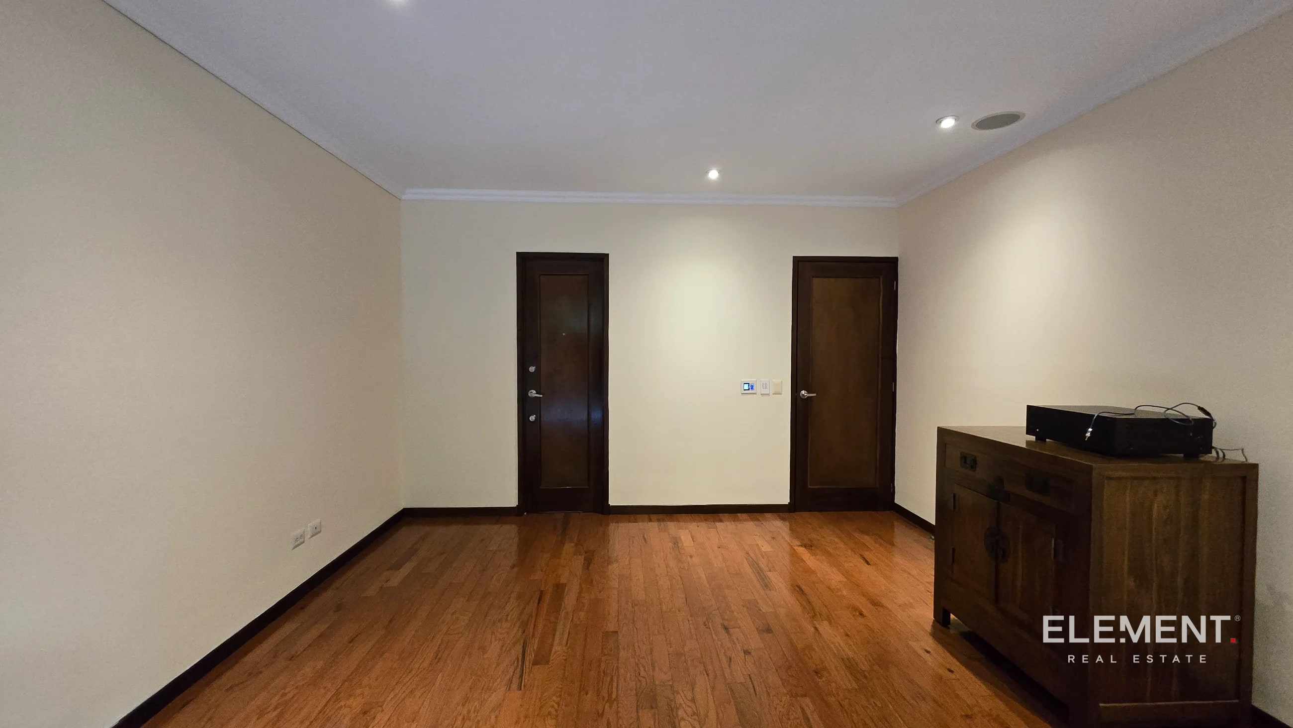 Apartamento con jardín en venta Plenum – Zona 14 - 4
