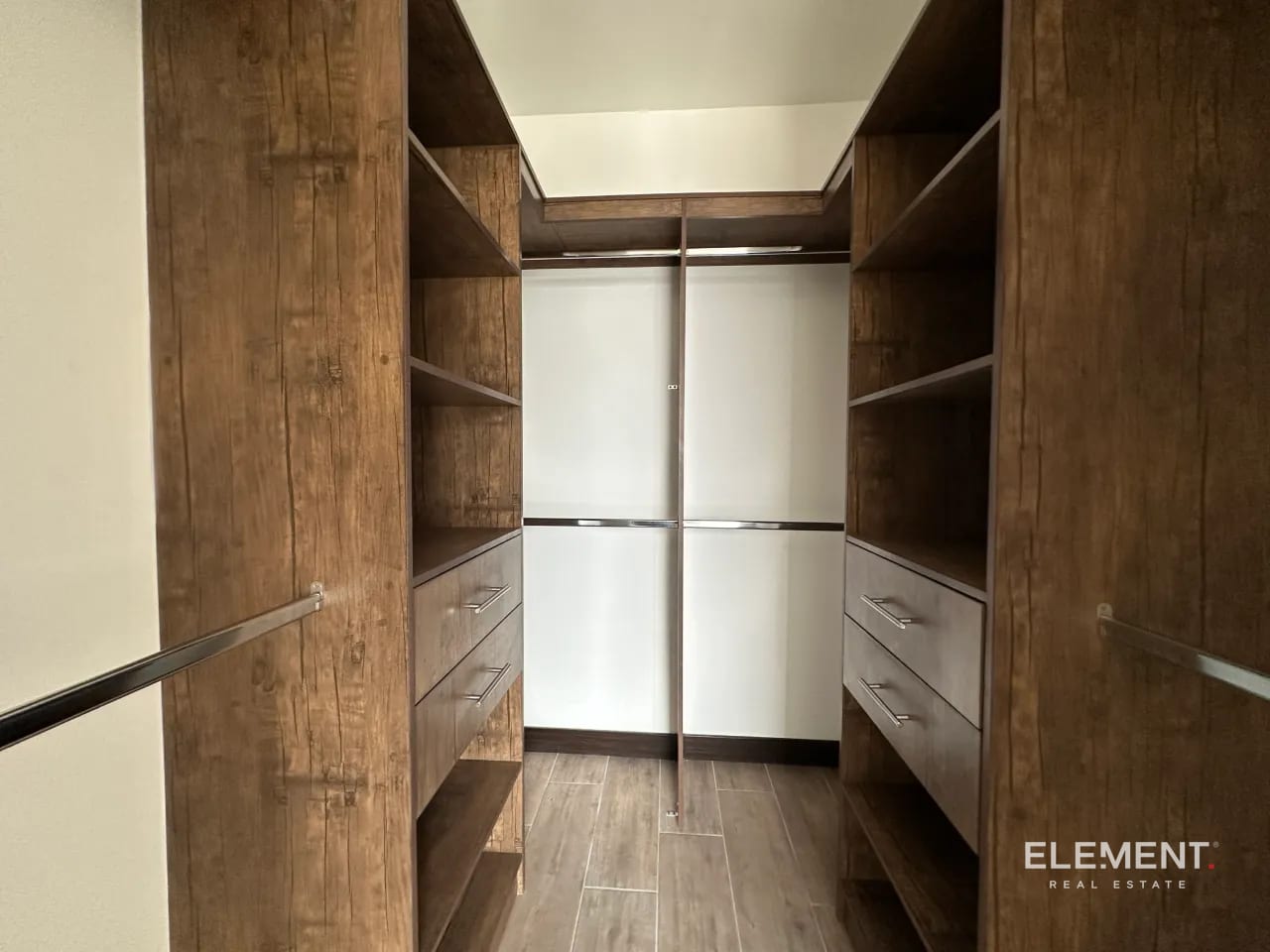 Apartamento en venta - Márques de Oakland z.10 — Apartamento en Venta en Marques de Oakland, Zona 10, Guatemala, Ciudad — foto 8 de 12