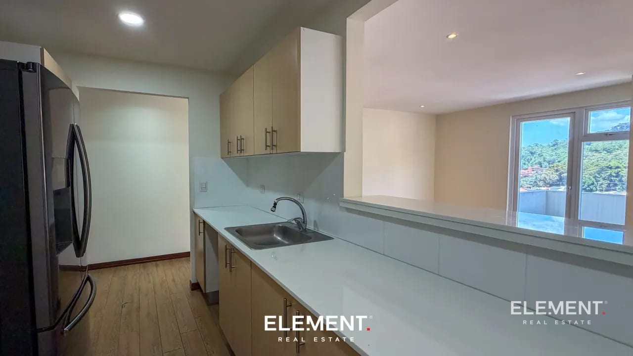 Apartamento en venta - Refugio de Alcalá Z.15 — Apartamento en Venta en El Refugio de Alcalá, Zona 15, Guatemala, Ciudad — foto 7 de 15