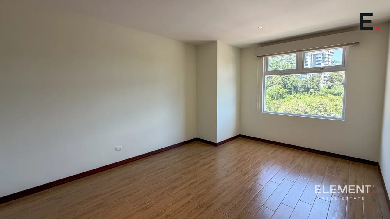 Apartamento en venta - Refugio de Alcalá Z.15 — Apartamento en Venta en El Refugio de Alcalá, Zona 15, Guatemala, Ciudad — foto 4 de 15