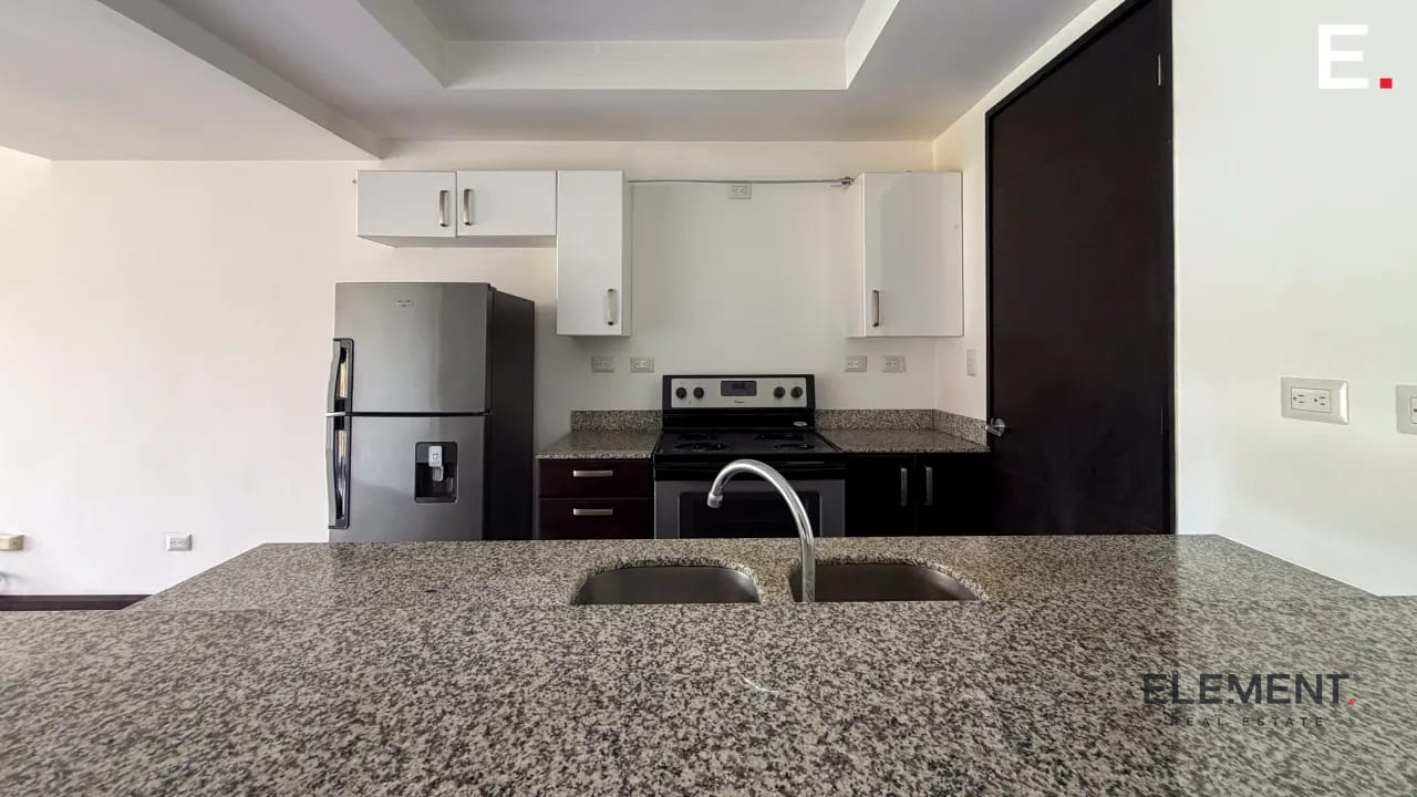 Apartamento en renta - Nueva Caledonia, Zona 16 — Apartamento en Alquiler en Nueva Caledonia, Zona 16, Guatemala, Ciudad — foto 5 de 10