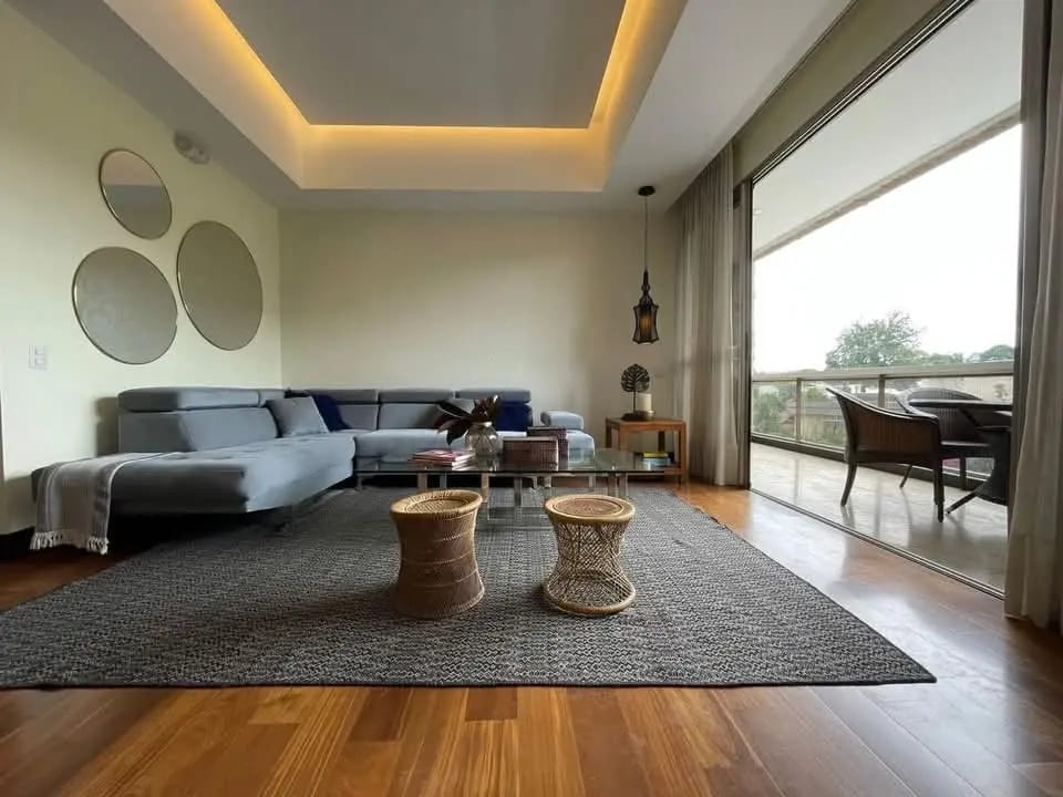 Apartamento amueblado en renta, Tiffany Cañada zona 14 — Apartamento en Alquiler en Tiffany Cañada, Zona 14, Guatemala, Ciudad — foto 1 de 10