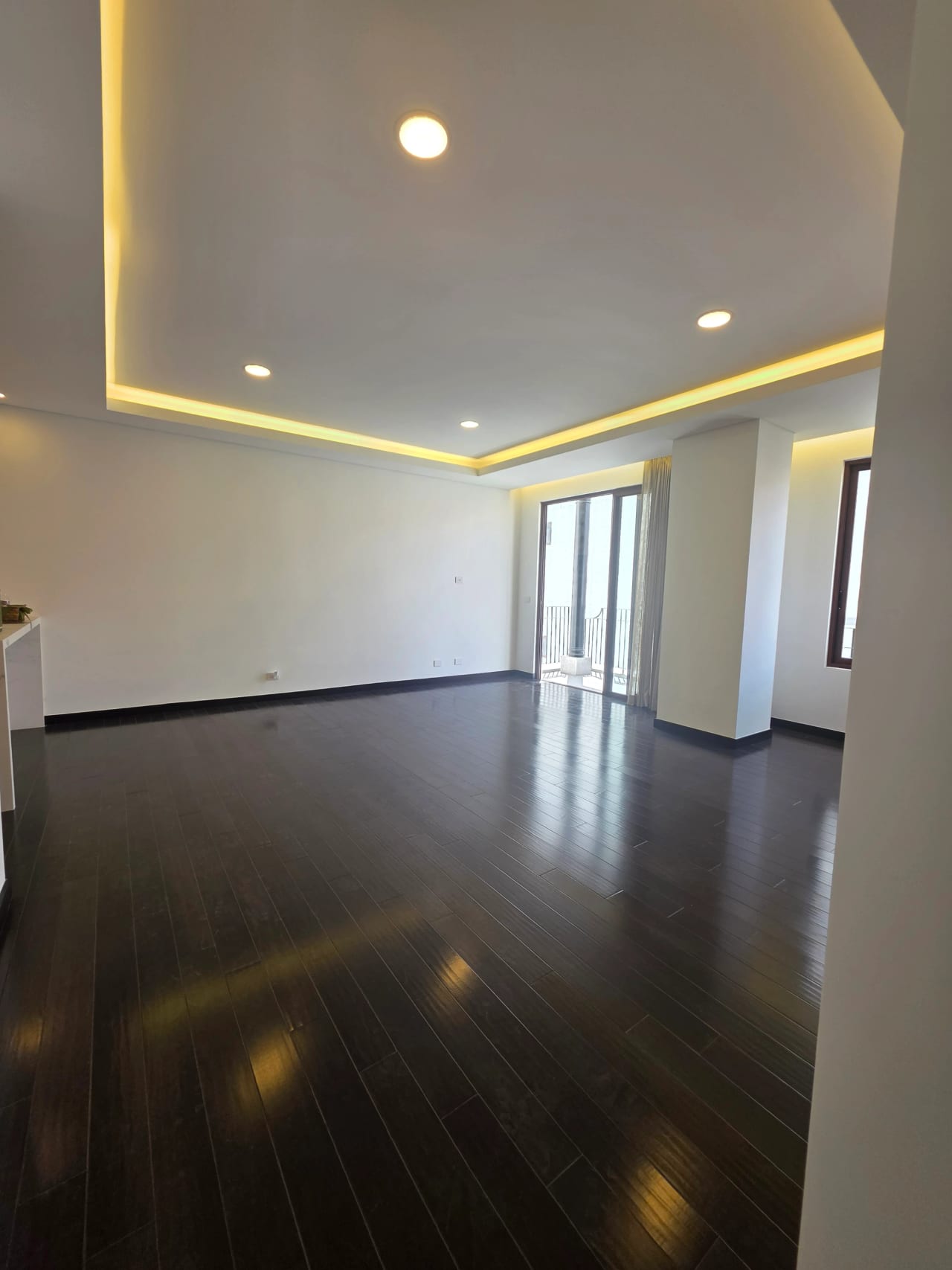 Amplio e iluminado apartamento en renta, Nogales de Cayalá, zona 16 — Apartamento en Alquiler en Nogales de Cayalá, Zona 16, Guatemala, Ciudad — foto 4 de 10