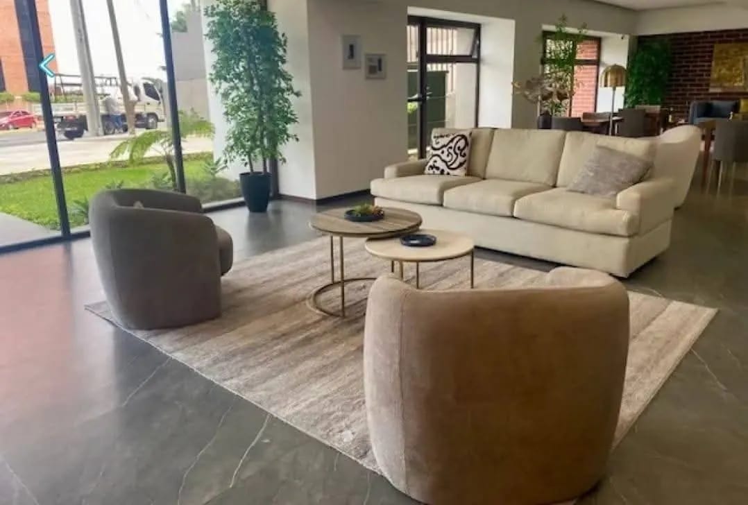 Amplio e iluminado apartamento en venta Albero San Lazaro zona 15 — Apartamento en Venta en Albero San Lazaro, Zona 15, Guatemala, Ciudad — foto 7 de 10
