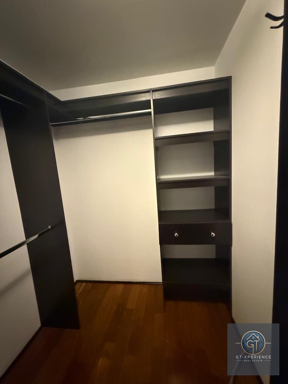 Lindo y amplio apartamento en Aria, Zona 10 — Apartamento en Venta en Aria, Zona 10, Guatemala, Ciudad — foto 11 de 12