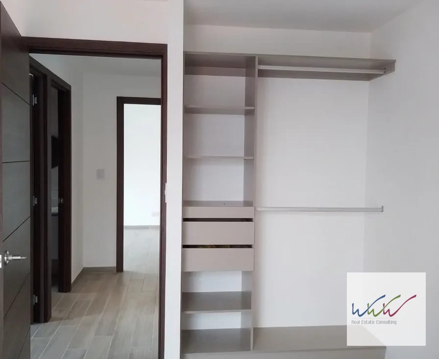 Rento apartamento en Parque 10, Zona 10 — Apartamento en Alquiler en Zona 10, Guatemala, Ciudad — foto 6 de 11