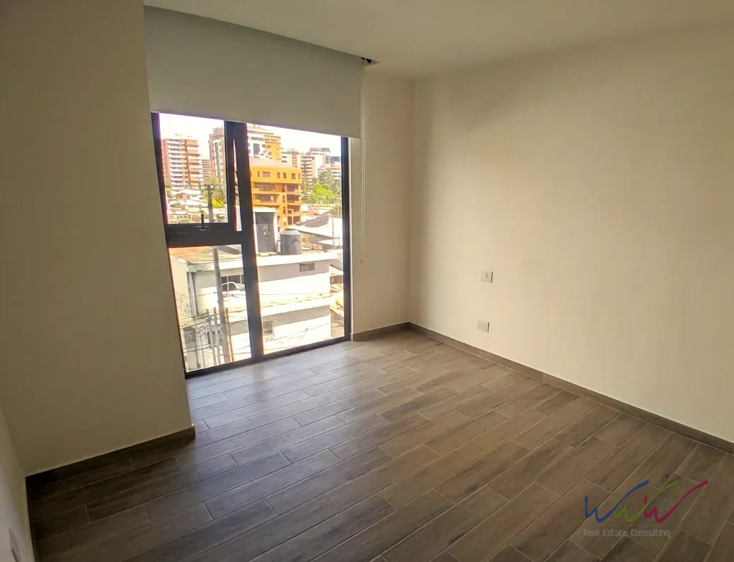 Rento apartamento en Parque 10, Zona 10 — Apartamento en Alquiler en Zona 10, Guatemala, Ciudad — foto 7 de 11