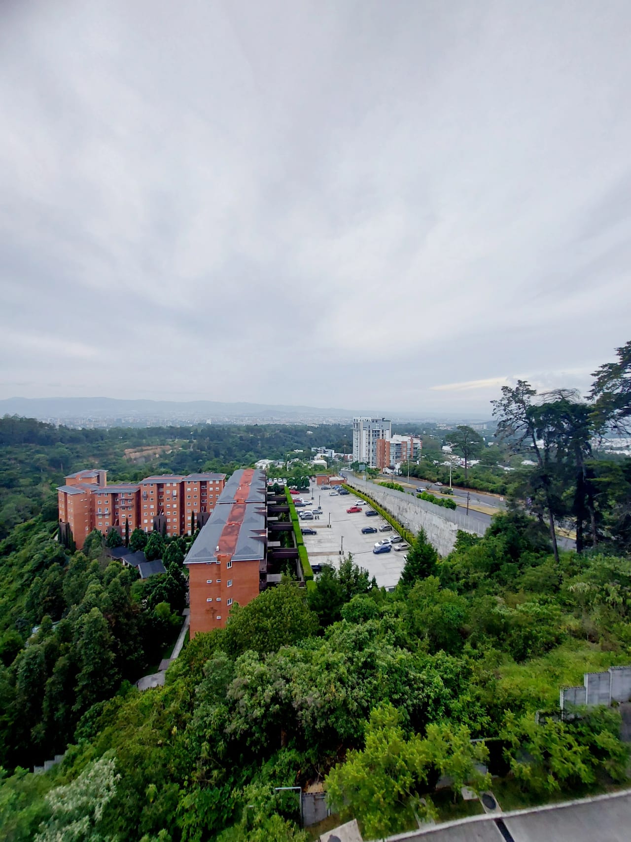 Alquilo apartamento Bosques de Euskadi — Apartamento en Alquiler en Bosques de Euskadi, Zona 16, Guatemala, Ciudad — foto 13 de 14