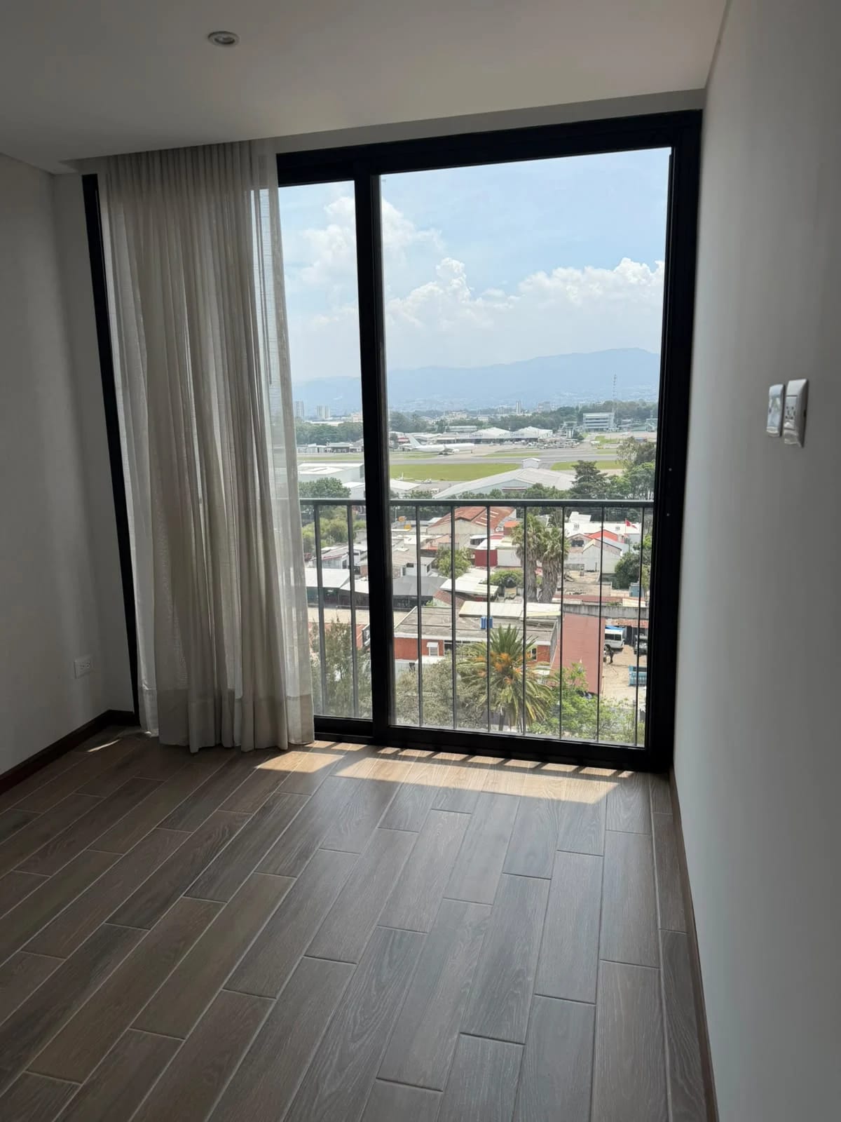 Apartamento Inara Americas Zona 13 — Apartamento en Alquiler en Inara Americas, Zona 13, Guatemala, Ciudad — foto 1 de 10