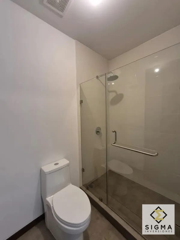 En venta precioso apartamento con terraza, San Lázaro Zona 15 — Apartamento en Venta en San Lázaro, Zona 15, Guatemala, Ciudad — foto 4 de 10
