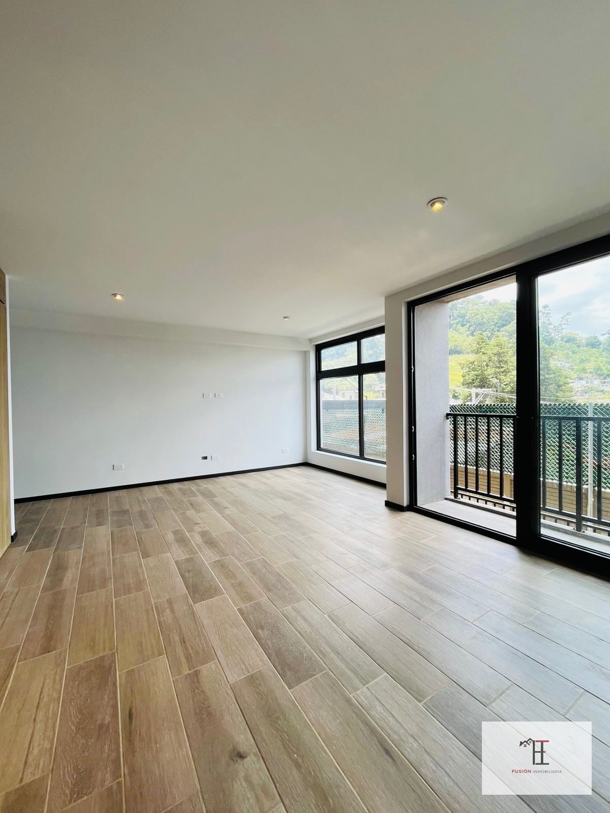 Apartamento para estrenar por Cristo Rey ( Piedra Parada ) Rodeados de bosques !! - 2