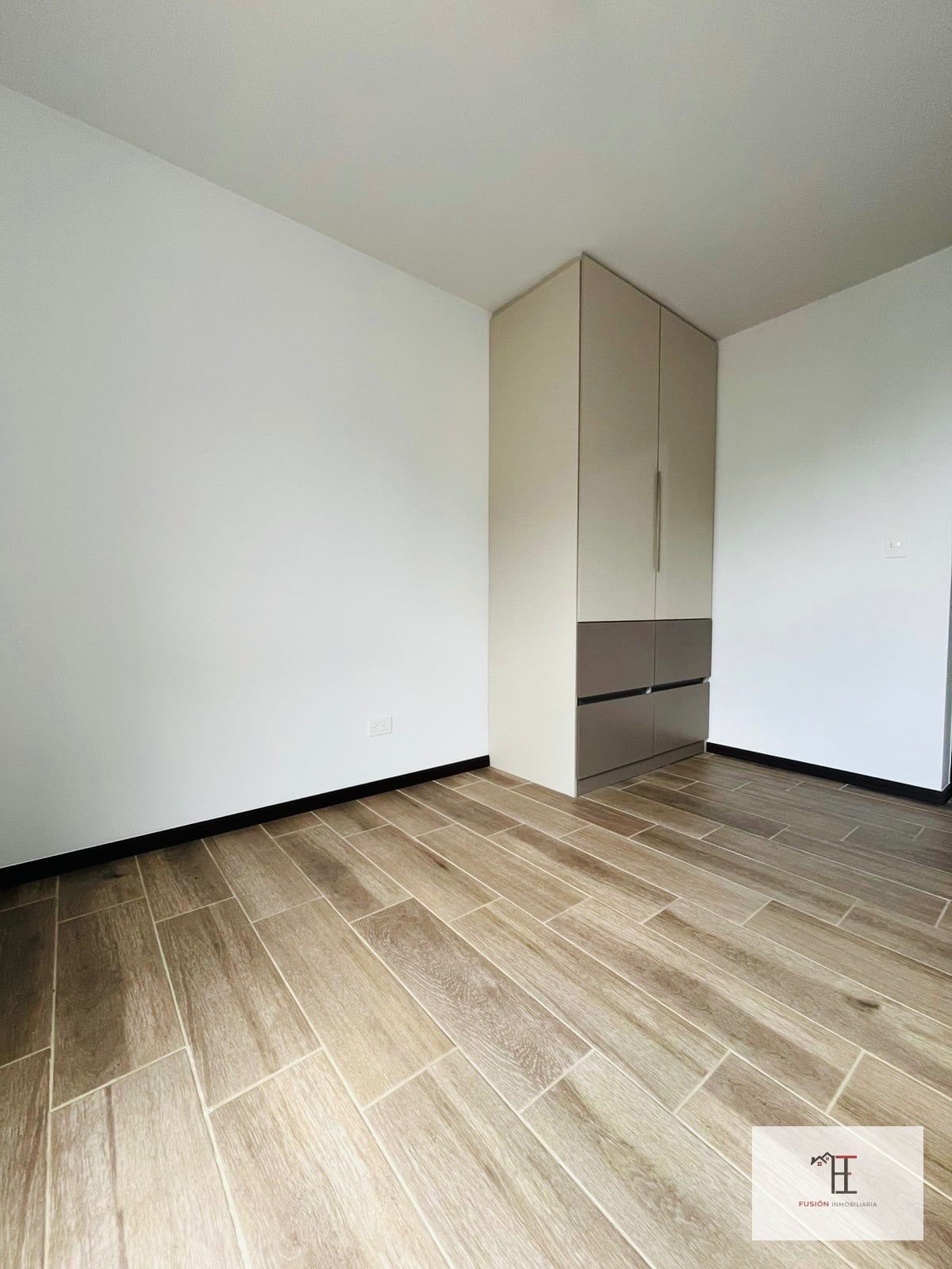 Apartamento para estrenar por Cristo Rey ( Piedra Parada ) Rodeados de bosques !! - 3