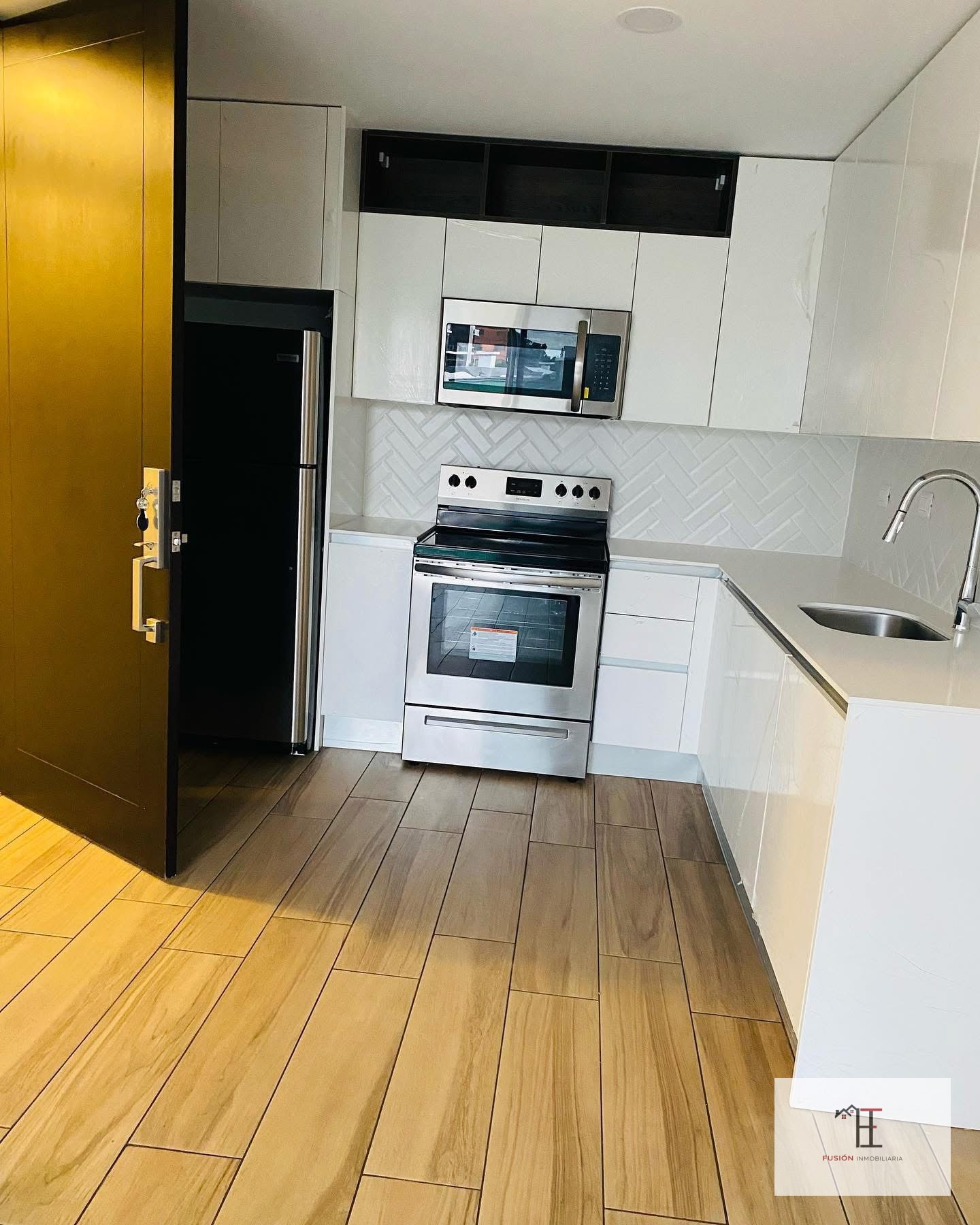 Vendo lindo apartamento en Edificio Moderno Zona 15 Vista Hermosa 1 dentro de garita — Apartamento en Venta en Vista Hermosa I, Zona 15, Guatemala, Ciudad — foto 1 de 4