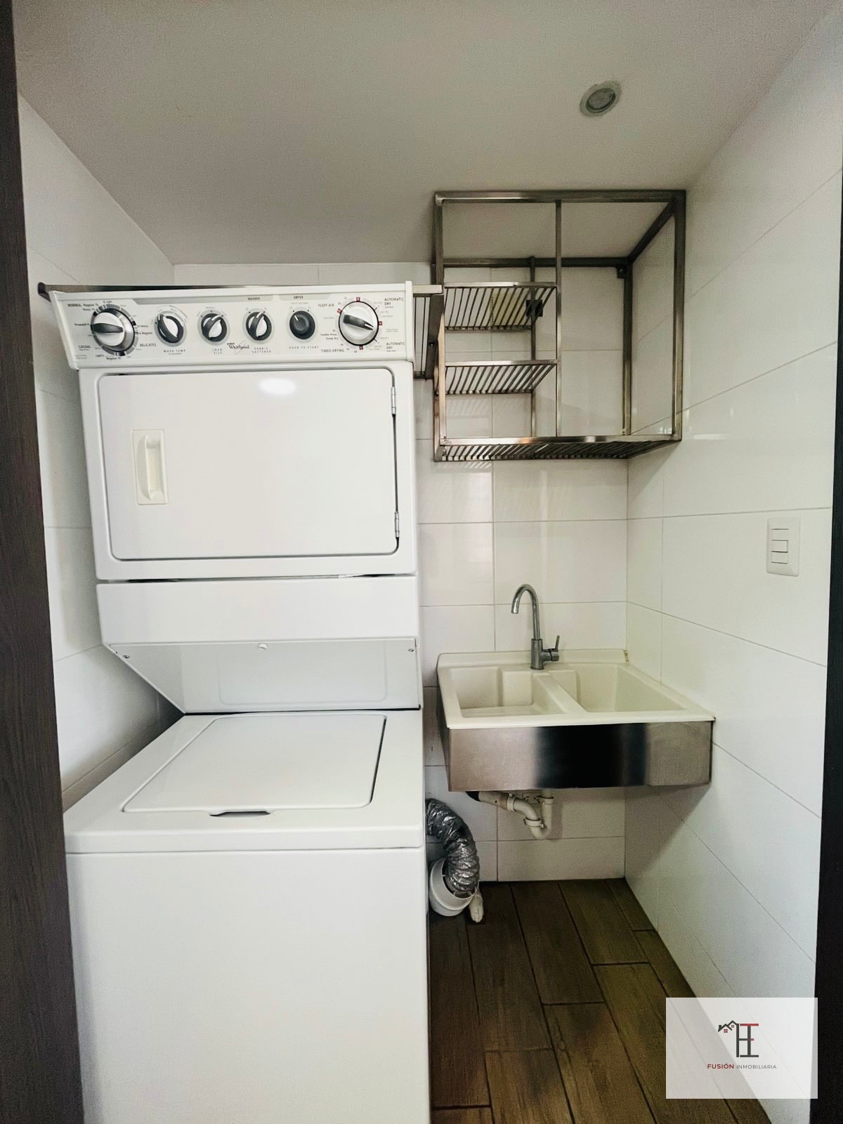 VENDO APARTAMENTO EN ZONA 10 — Apartamento en Venta en Ferrara 10, Zona 10, Guatemala, Ciudad — foto 4 de 6
