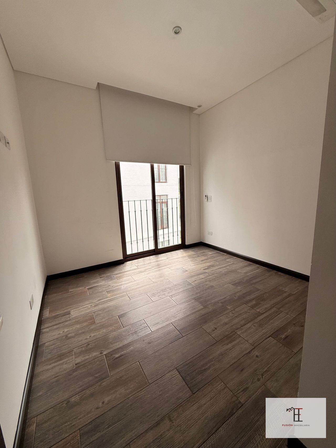 Vendo apartamento en Lirios de Cayalá 1, zona 16 — Apartamento en Venta en Lirios de Cayalá I, Zona 16, Guatemala, Ciudad — foto 4 de 16
