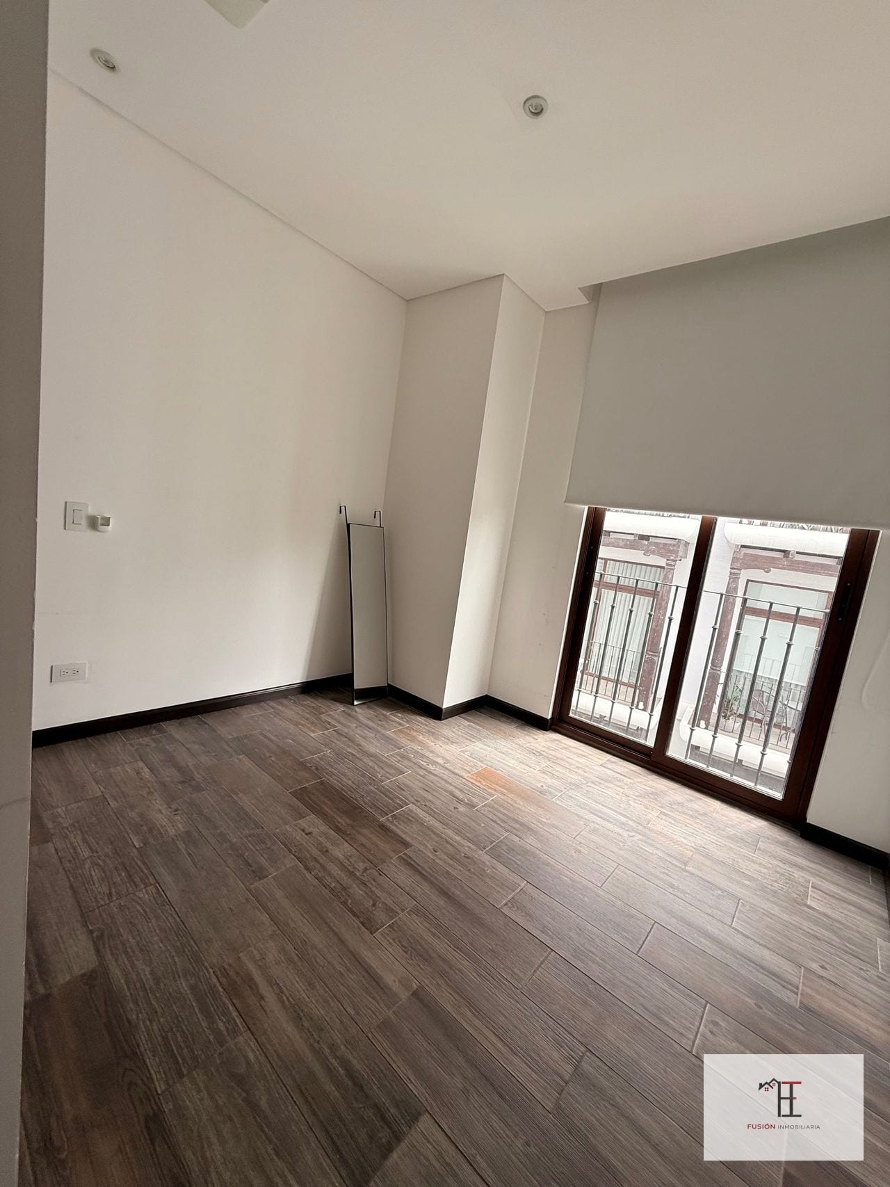 Vendo apartamento en Lirios de Cayalá 1, zona 16 — Apartamento en Venta en Lirios de Cayalá I, Zona 16, Guatemala, Ciudad — foto 5 de 16
