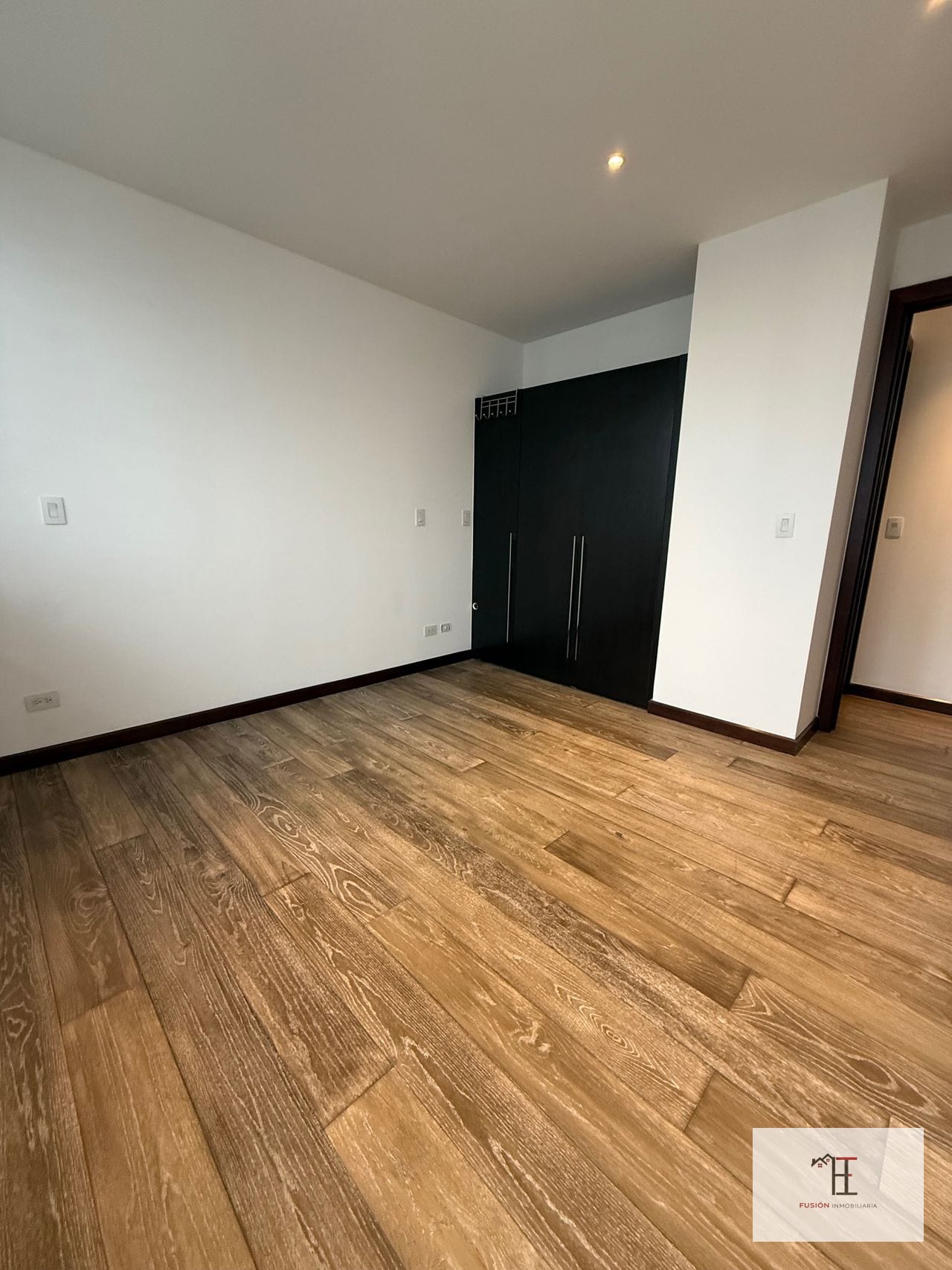 Vendo apartamento en zona 15 Vista Hermosa 2 — Apartamento en Venta en Vhista, Zona 15, Guatemala, Ciudad — foto 4 de 14