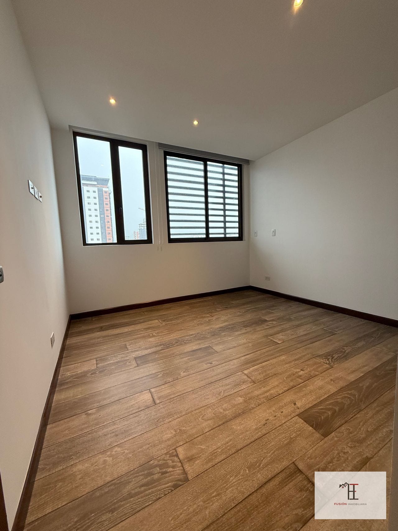 Vendo apartamento en zona 15 Vista Hermosa 2 — Apartamento en Venta en Vhista, Zona 15, Guatemala, Ciudad — foto 5 de 14