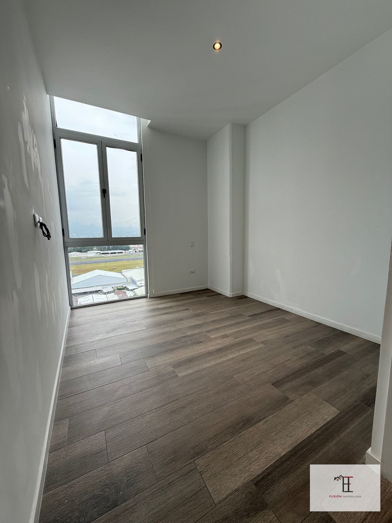 Vendo apartamento en zona 13 en Narama con vista única al aeropuerto — Apartamento en Venta en Narama, Zona 13, Guatemala, Ciudad — foto 6 de 13