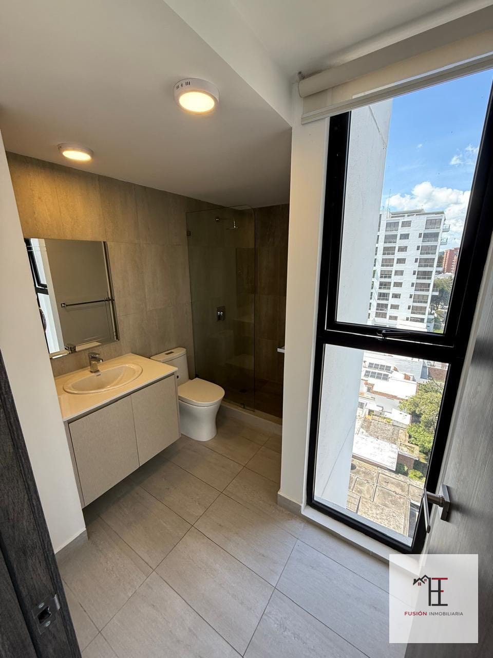 Apartamento en renta Morea Zona 15 VH2 — Apartamento en Alquiler en Morea, Zona 15, Guatemala, Ciudad — foto 3 de 12