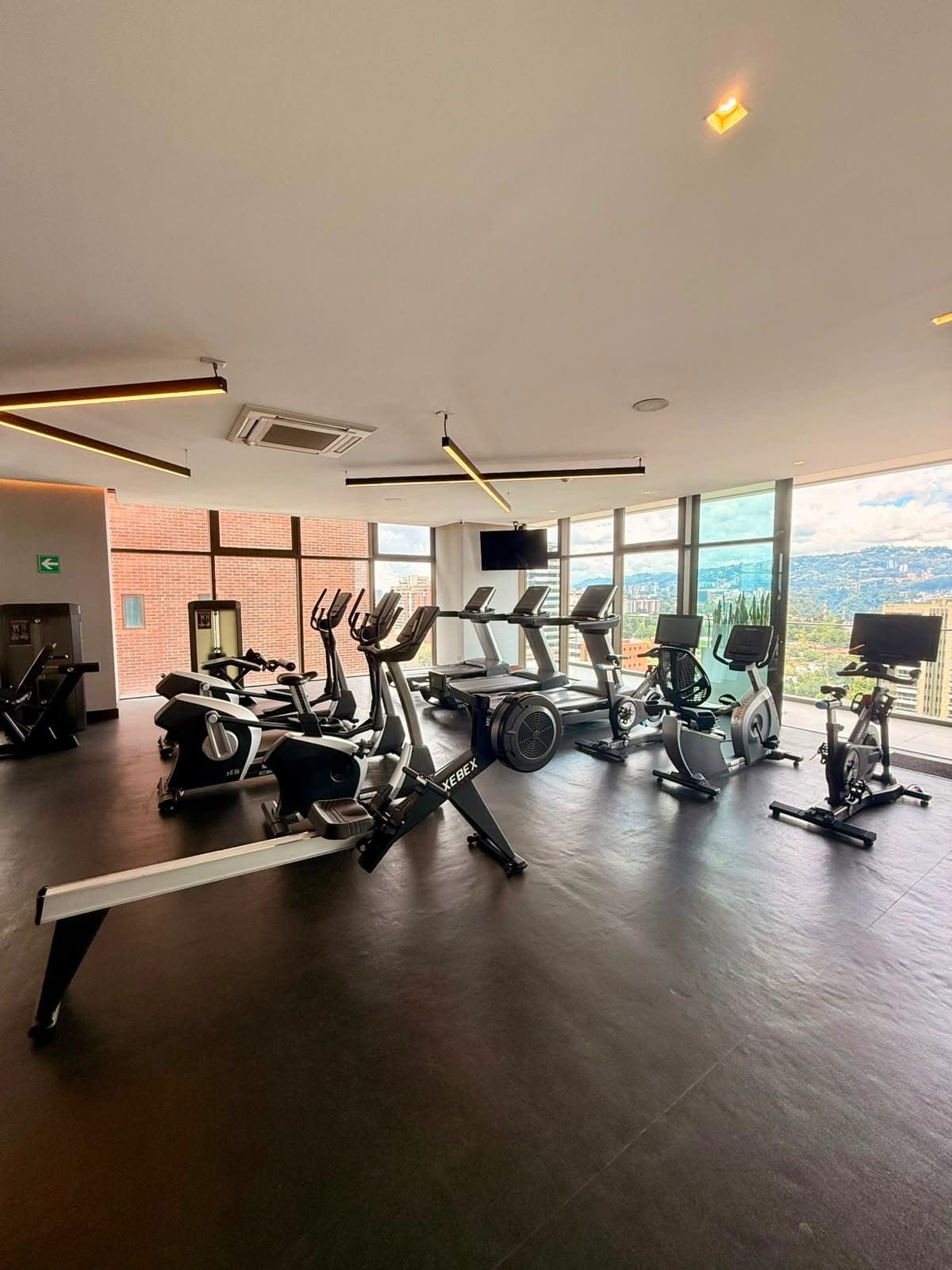APARTAMENTO DE LUJO VENTA/RENTA ZONA 14 — Apartamento en Alquiler en Zona 14, Guatemala, Ciudad — foto 15 de 17