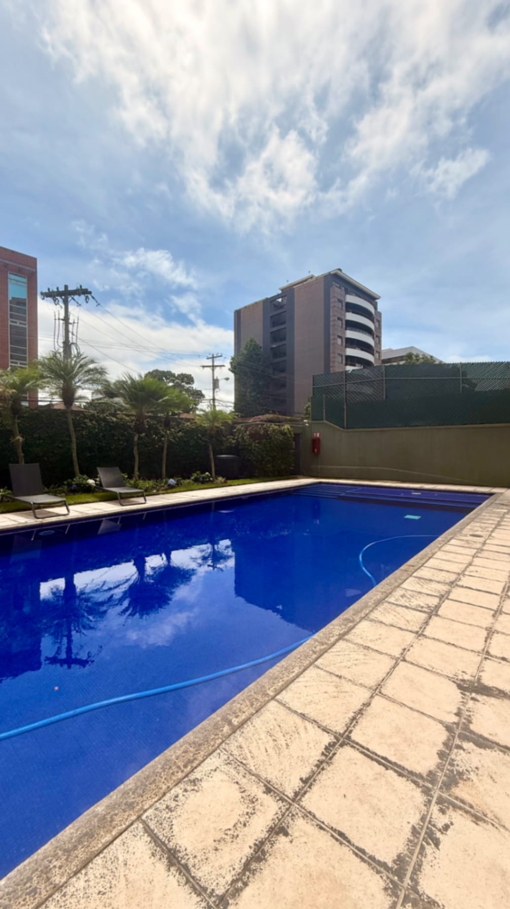 APARTAMENTO EN RENTA ZONA 14 — Apartamento en Alquiler en Zona 14, Guatemala, Ciudad — foto 16 de 17