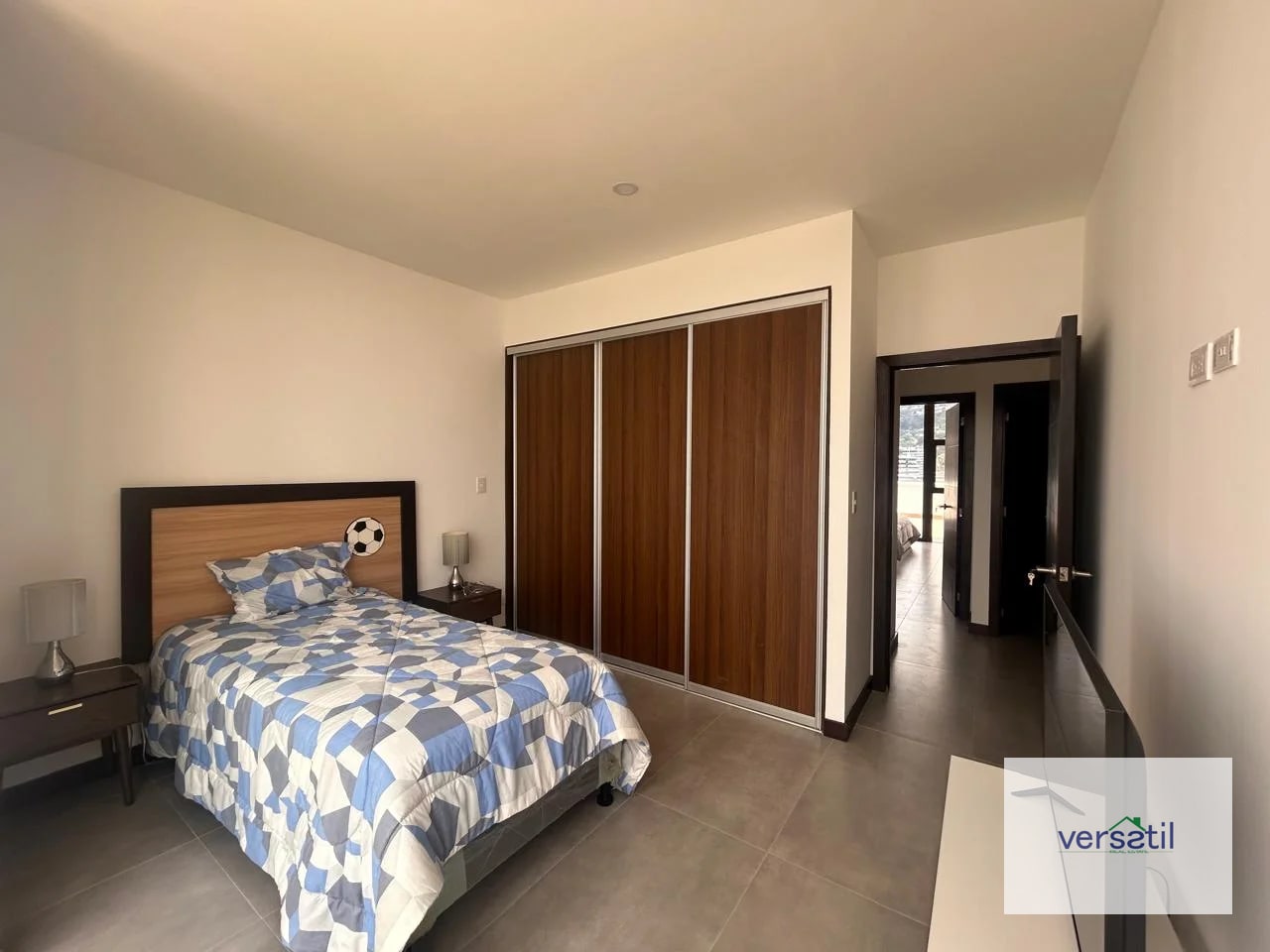 Hermoso Penthouse de dos habitaciones zona 15 venta - 10