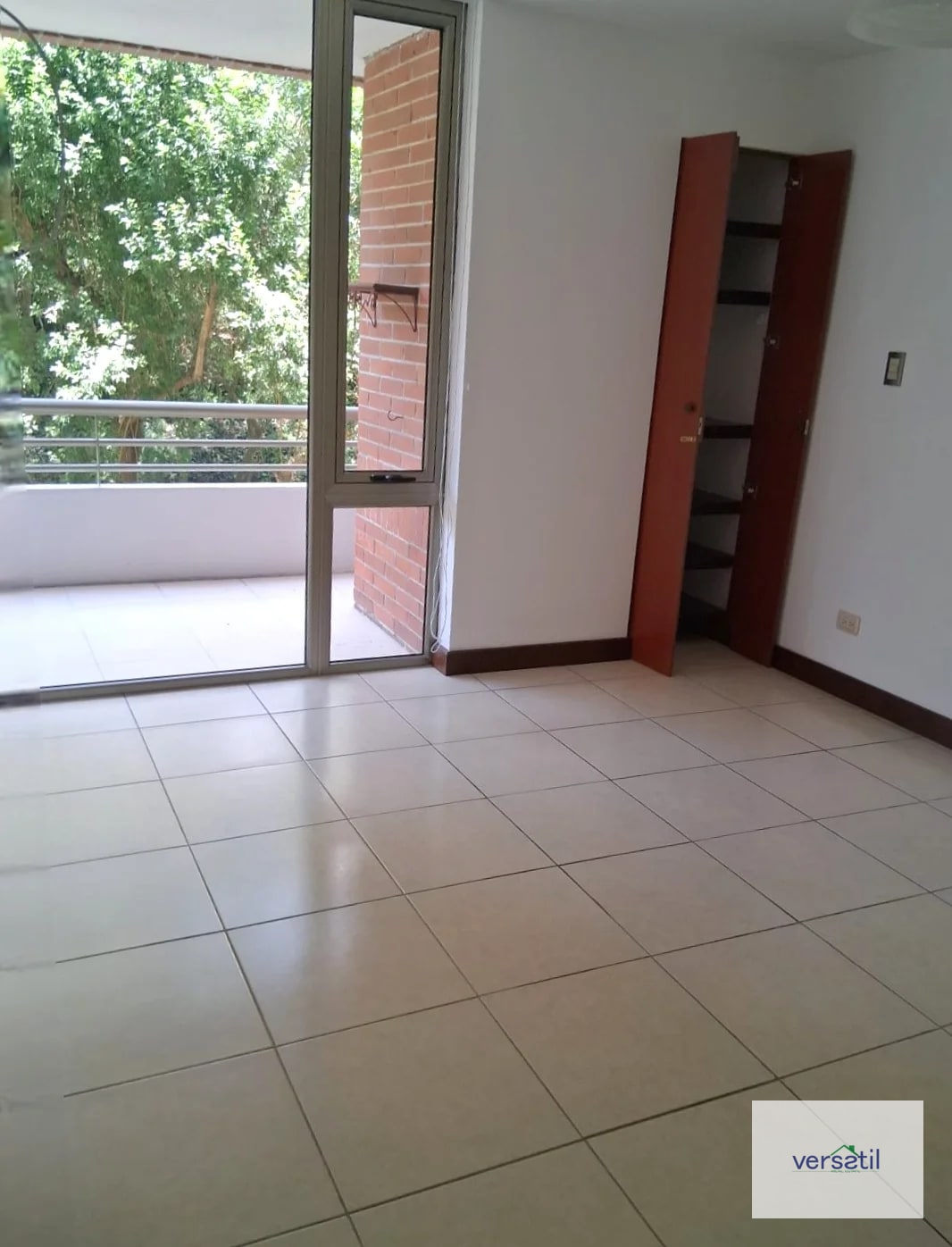 Lindo y amplio Apartamento en alquiler 3 habitaciones - 2