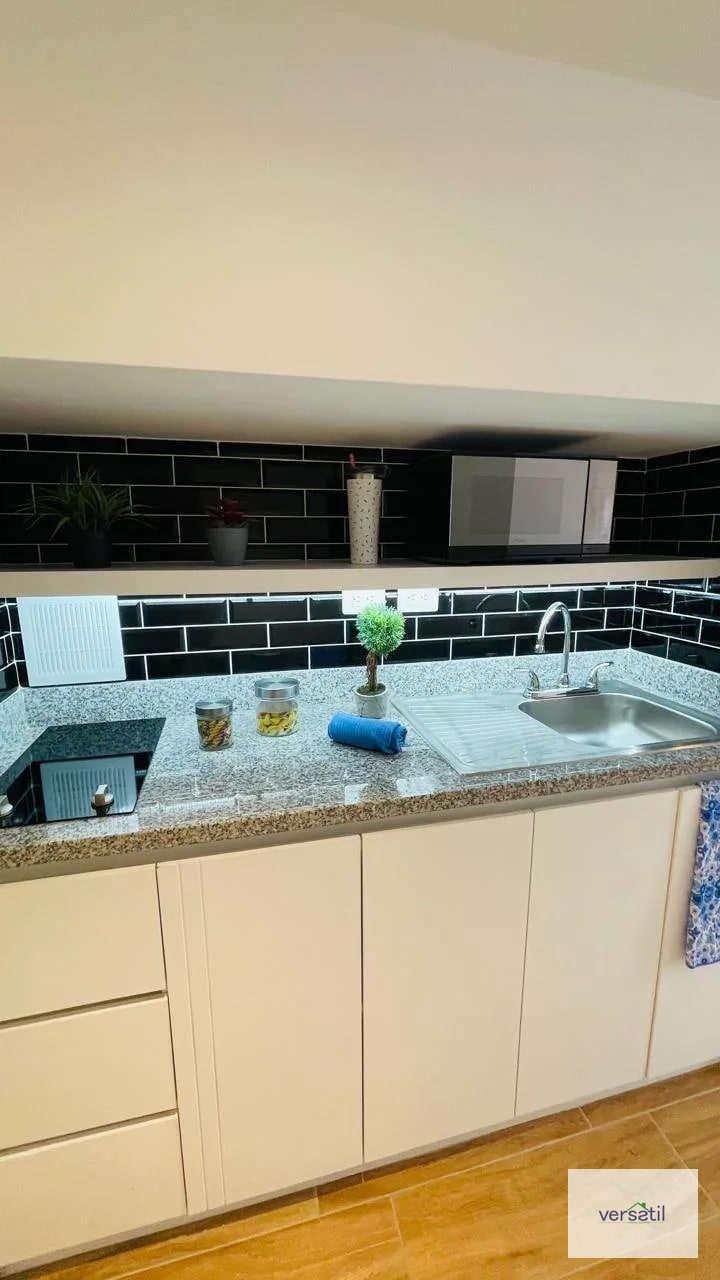 Lindo y cómodo Apartamento Amueblado zona 10 una habitación — Apartamento en Alquiler en Zona 10, Guatemala, Ciudad — foto 4 de 7