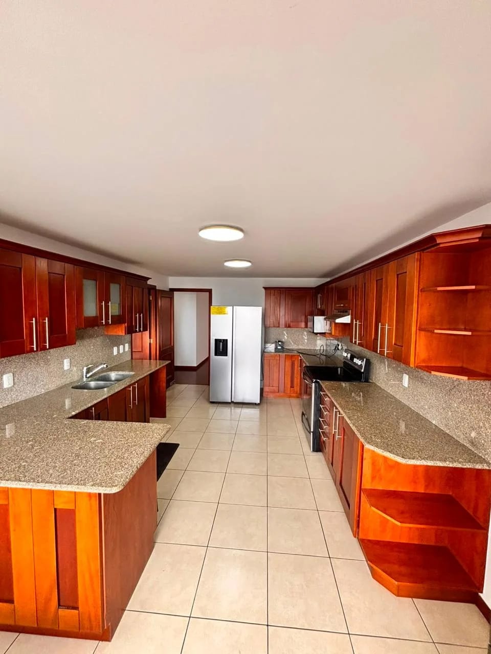 Apto en renta en zona 15!! — Apartamento en Alquiler en Zona 15, Guatemala, Ciudad — foto 2 de 8