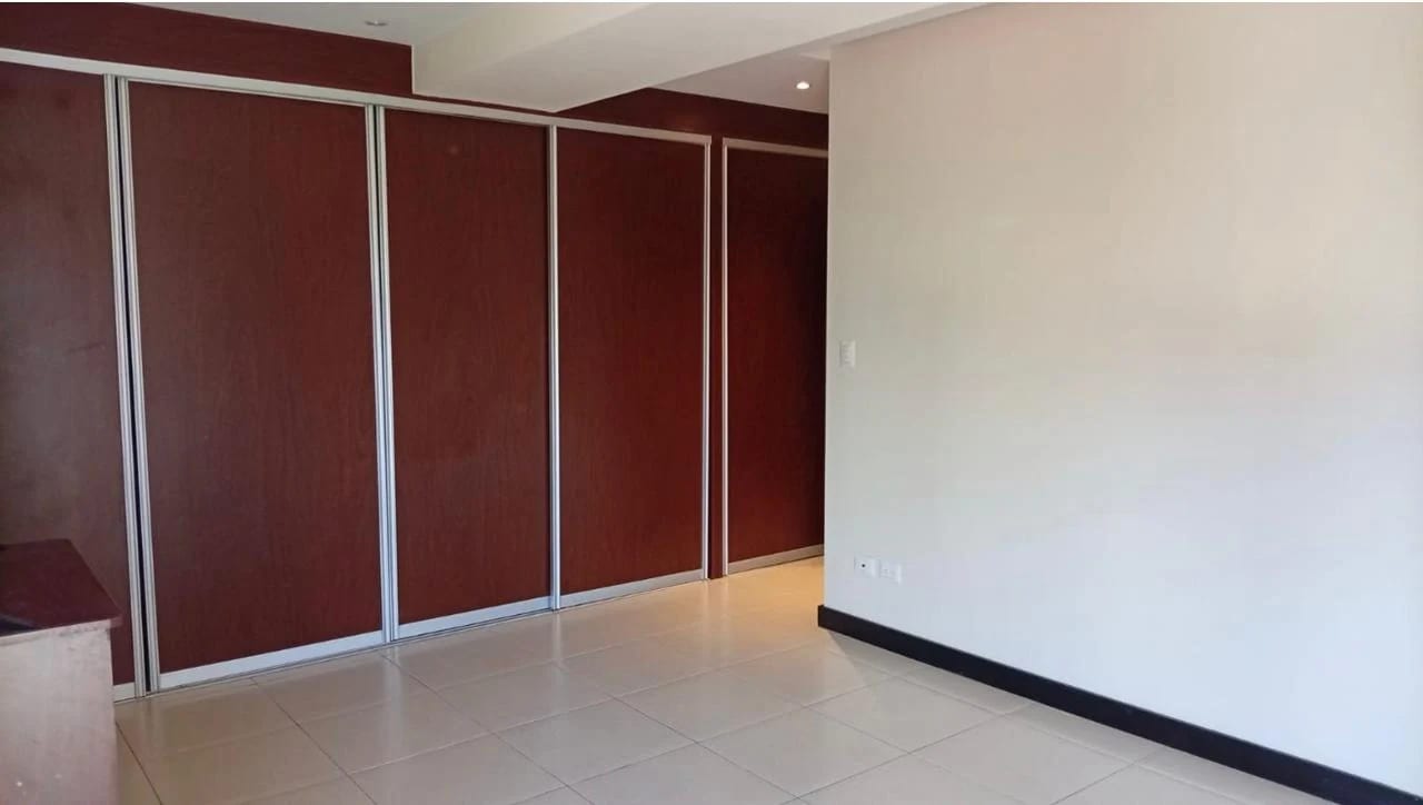 Apto en renta en zona 14 — Apartamento en Alquiler en Zona 14, Guatemala, Ciudad — foto 5 de 7