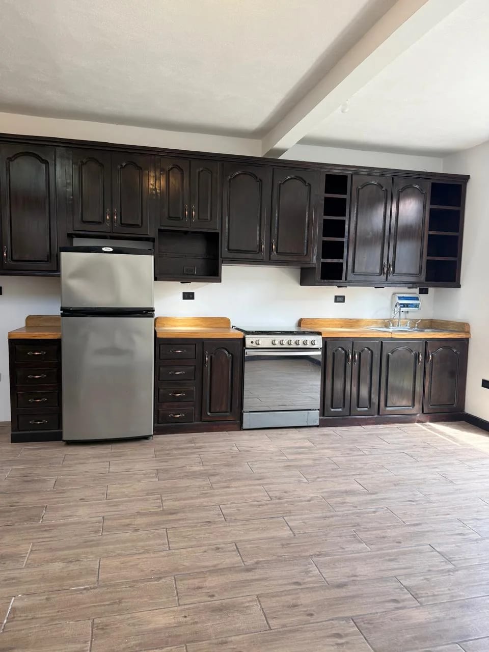 TH en renta en zona 15, fuera de garita!! — Apartamento en Alquiler en Zona 15, Guatemala, Ciudad — foto 1 de 6