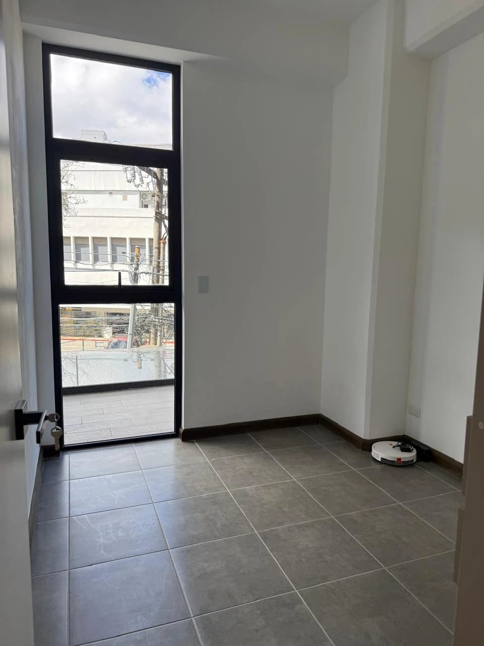 Apto amueblado para estrenar en renta en zona 15 — Apartamento en Alquiler en Zona 15, Guatemala, Ciudad — foto 3 de 8