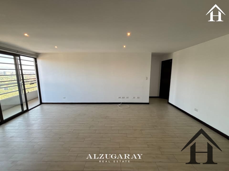 Apartamento amplio con balcón torre 360 zona 15 - 4