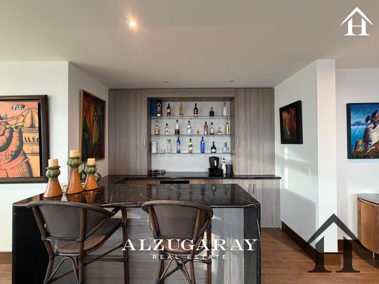 Apto espectacular zona 15 VH1 Gaura / 5 🚗 — Apartamento en Alquiler en Gaura, Zona 15, Guatemala, Ciudad — foto 2 de 10