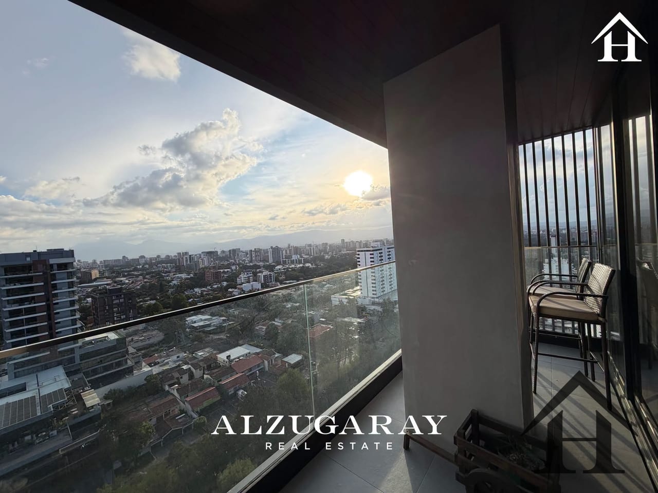 Apartamento espectacular en Gaura zona 15Vh1 — Apartamento en Alquiler en Gaura, Zona 15, Guatemala, Ciudad — foto 1 de 11