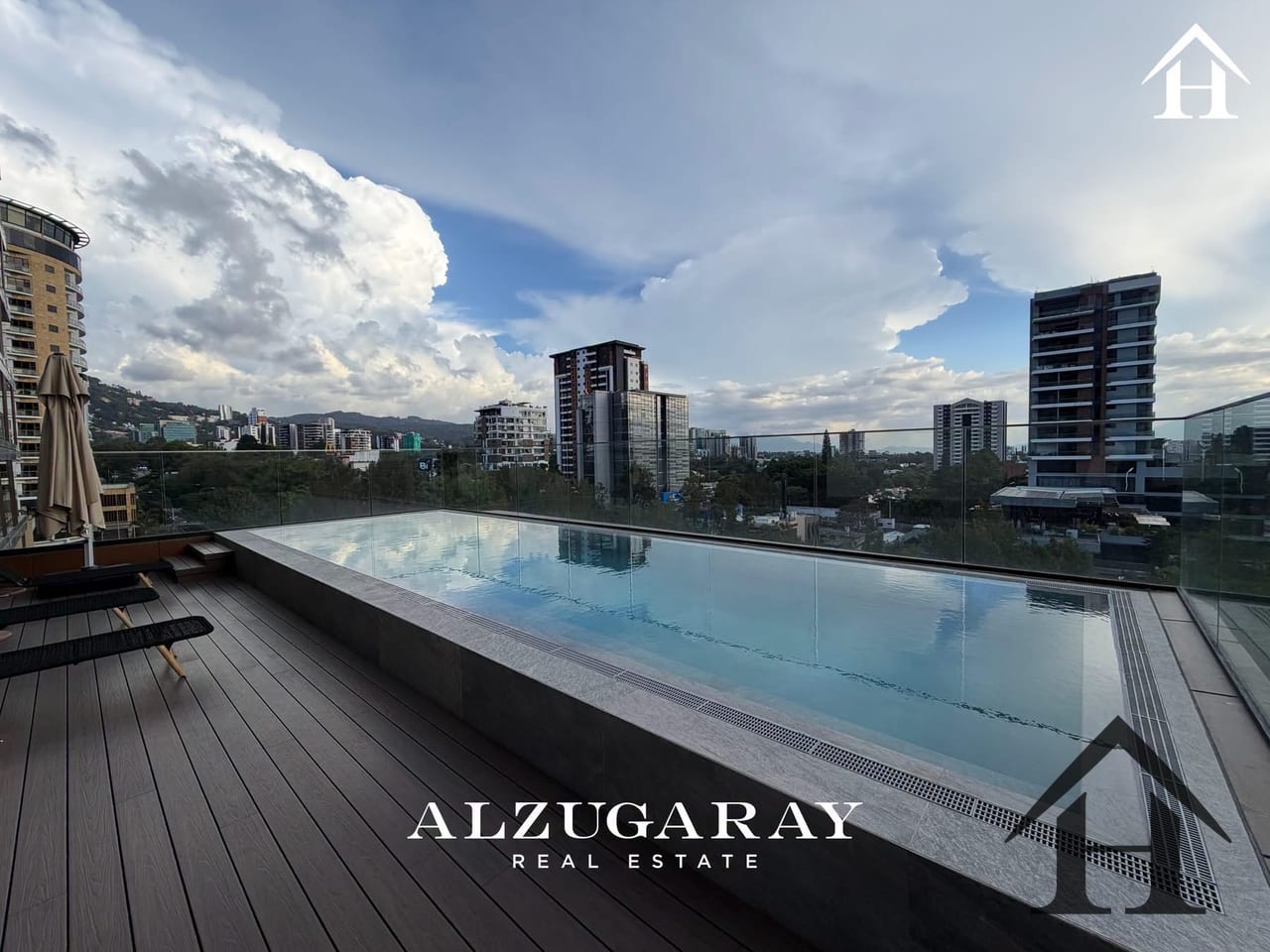Apartamento espectacular 5 parqueos + hab servicio Gaura zona 15 Vh1 — Apartamento en Venta en Gaura, Zona 15, Guatemala, Ciudad — foto 11 de 13