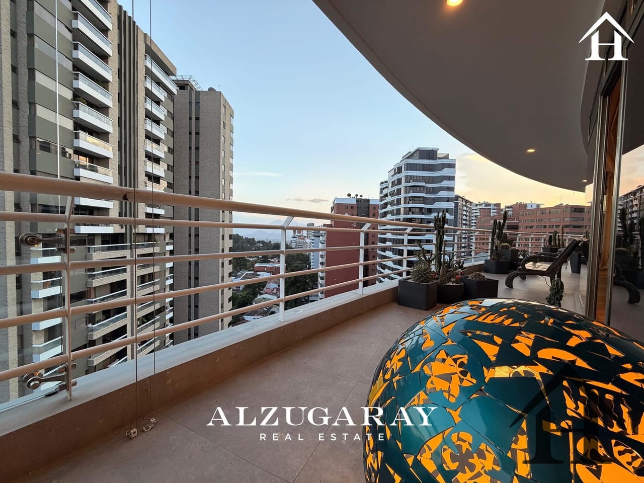 Penthouse espectacular 688 Mts zona 14 — Apartamento en Venta en Hamzi, Zona 14, Guatemala, Ciudad — foto 8 de 13