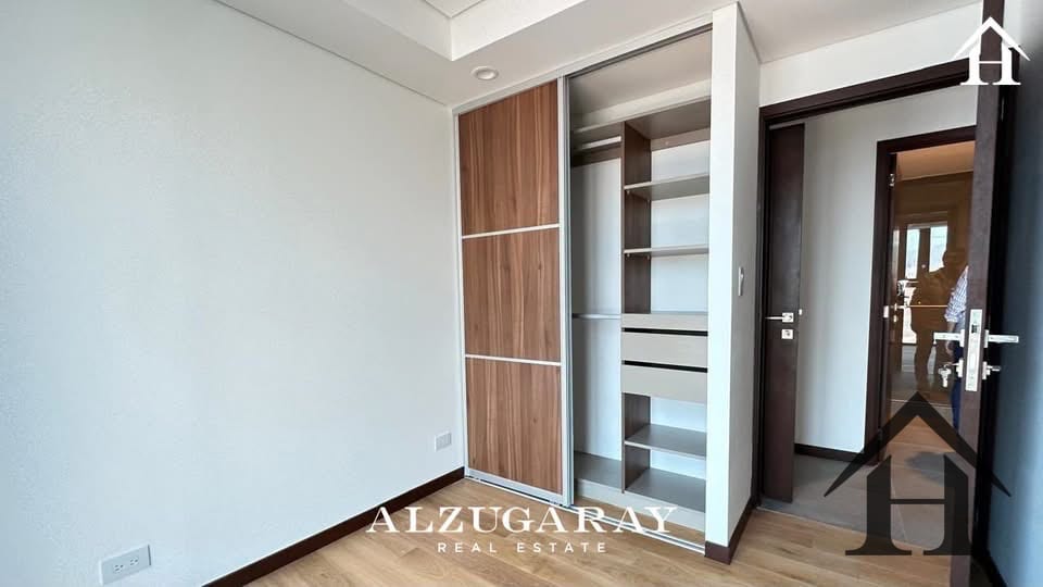 Apartamento con balcón EdIF Reserva 5ta avenida zona 14 — Apartamento en Venta en Quinta Avenida, Zona 14, Guatemala, Ciudad — foto 5 de 9