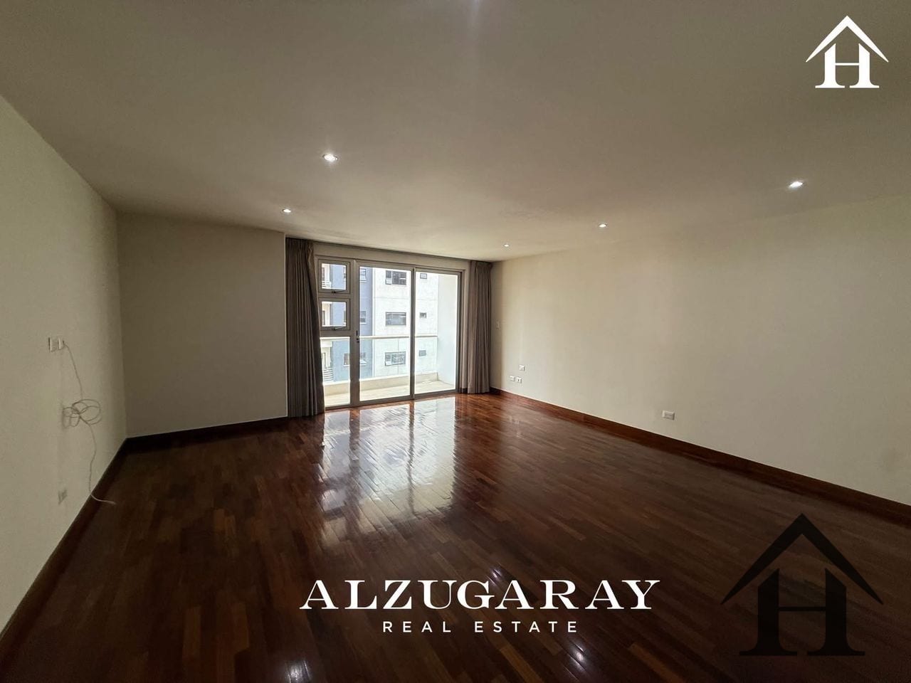 Apartamento nivel completo Edif AKOYA zona 14 — Apartamento en Venta en Akoya, Zona 14, Guatemala, Ciudad — foto 8 de 12