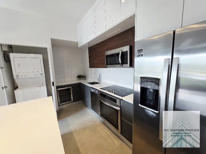 Renta amueblado zona 10 cerca de AVIA — Apartamento en Alquiler en Bonadiez, Zona 10, Guatemala, Ciudad — foto 4 de 12
