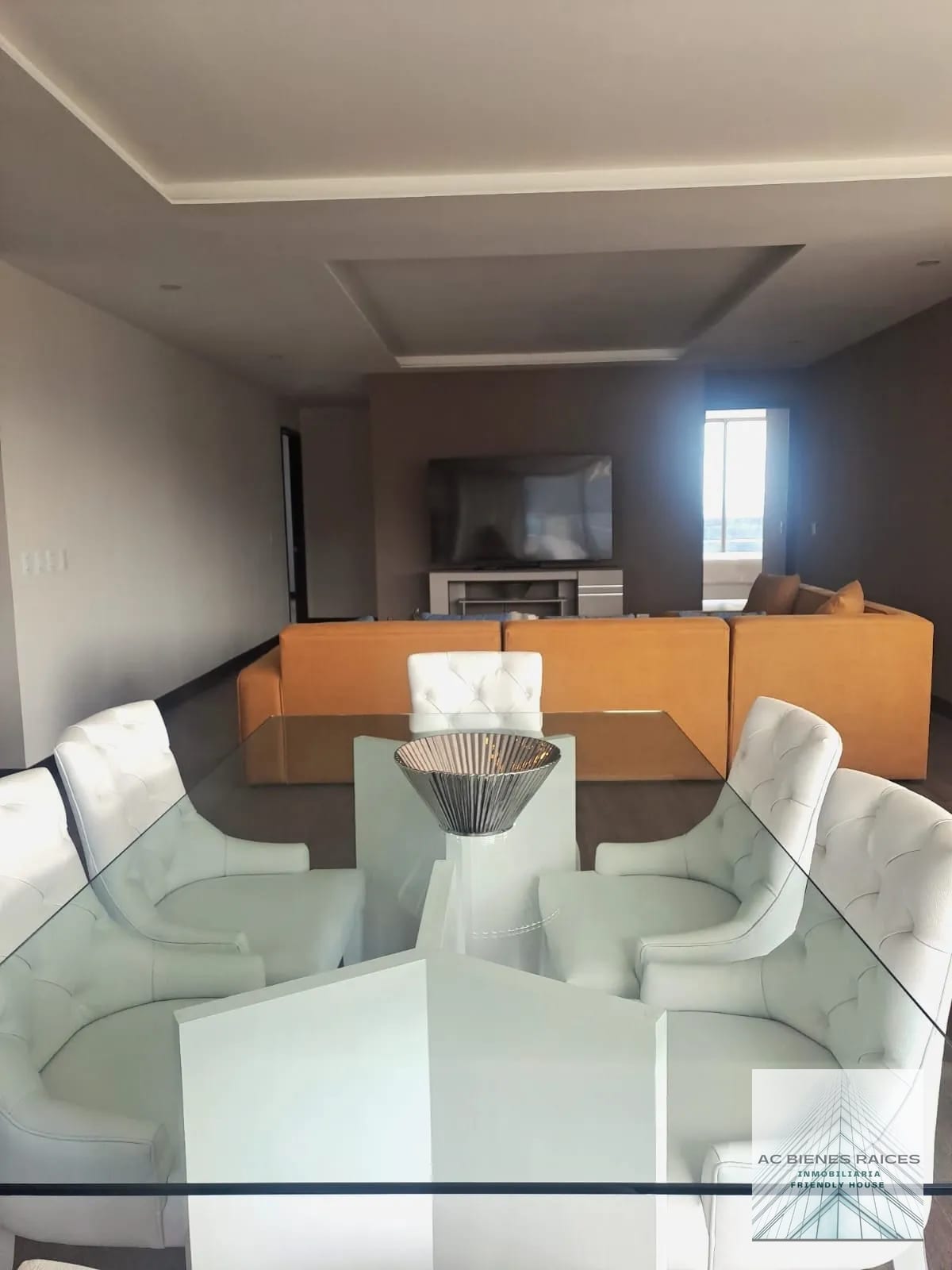 Venta Lower Pent House Torre Caprese Zona 15 VH2 - Image 2