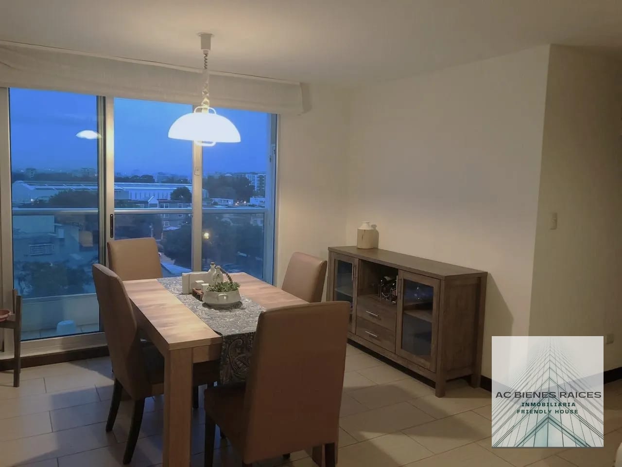 Condado La Villa renta (sin muebles) — Apartamento en Alquiler en Condado La Villa, Zona 14, Guatemala, Ciudad — foto 3 de 12