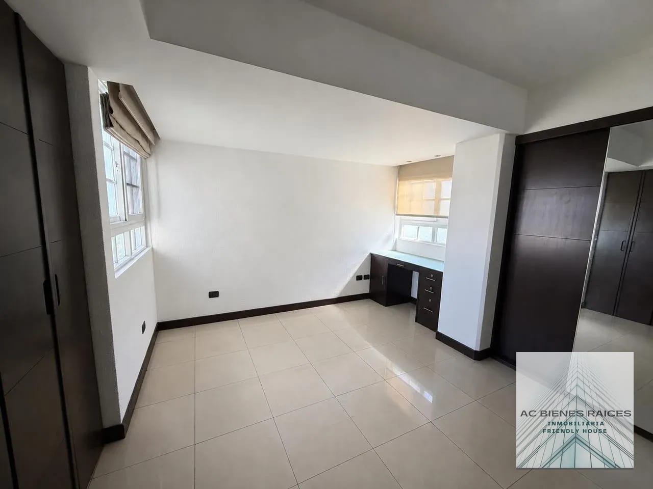 Villas de San Isidro zona 16 apto 3 habitaciones — Apartamento en Alquiler en Villas de San Isidro, Zona 16, Guatemala, Ciudad — foto 9 de 13
