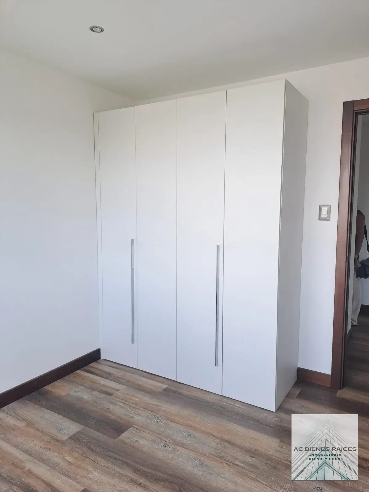 Apartamento de 3 hab en zona 10 — Apartamento en Alquiler en Zona 10, Guatemala, Ciudad — foto 6 de 17