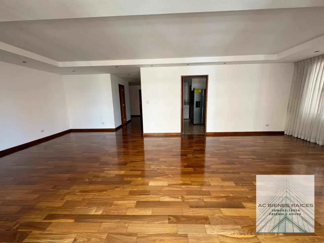 Hermoso apto en Aria zona 10 — Apartamento en Alquiler en Aria, Zona 10, Guatemala, Ciudad — foto 1 de 15