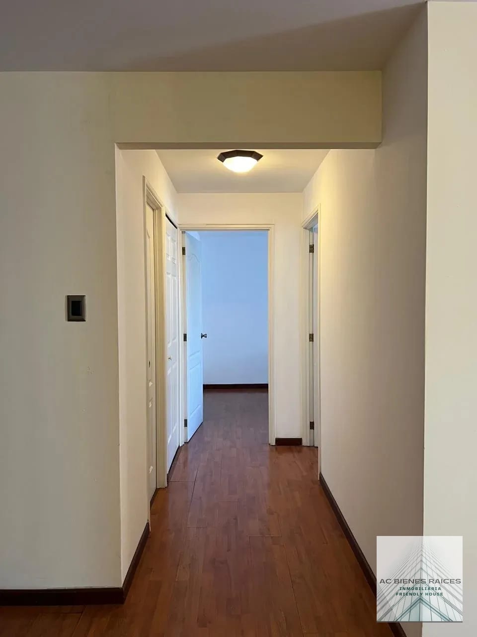 Amueblado 2 habitaciones zona 14 — Apartamento en Alquiler en Bellini, Zona 14, Guatemala, Ciudad — foto 7 de 13