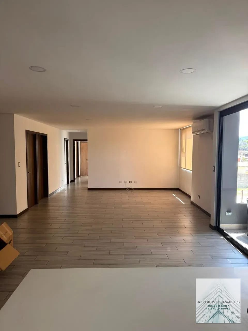 Renta en edificio Dual VH1 — Apartamento en Alquiler en Dual, Zona 15, Guatemala, Ciudad — foto 2 de 14