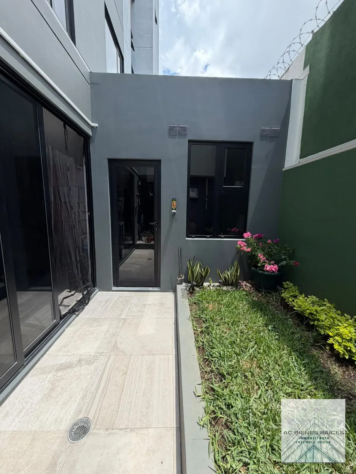 Apartamento con jordín en zona 15 — Apartamento en Alquiler en Dual, Zona 15, Guatemala, Ciudad — foto 4 de 16
