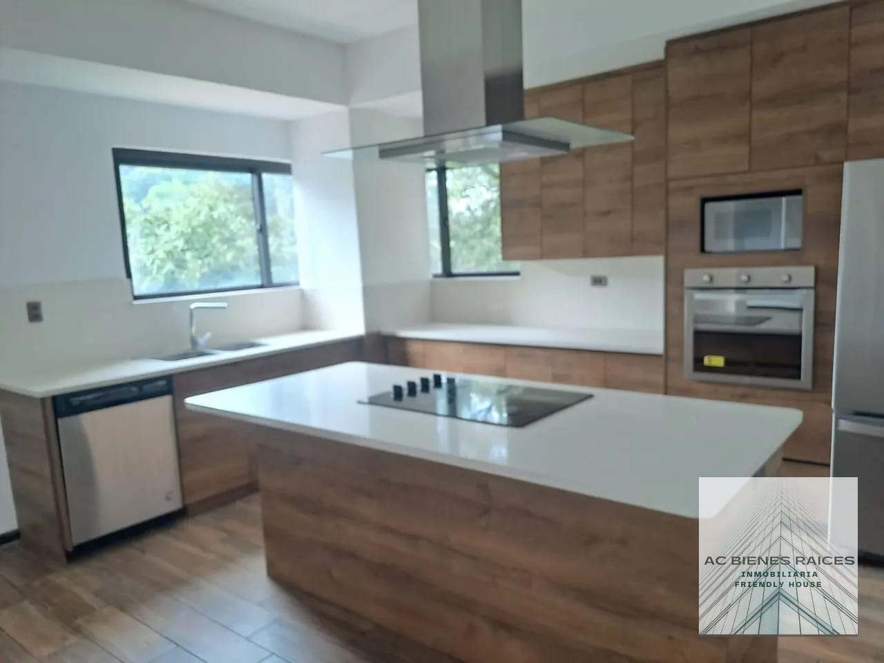 NATUR zona 16 sector Embajada USA — Apartamento en Alquiler en Zona 16, Guatemala, Ciudad — foto 4 de 17